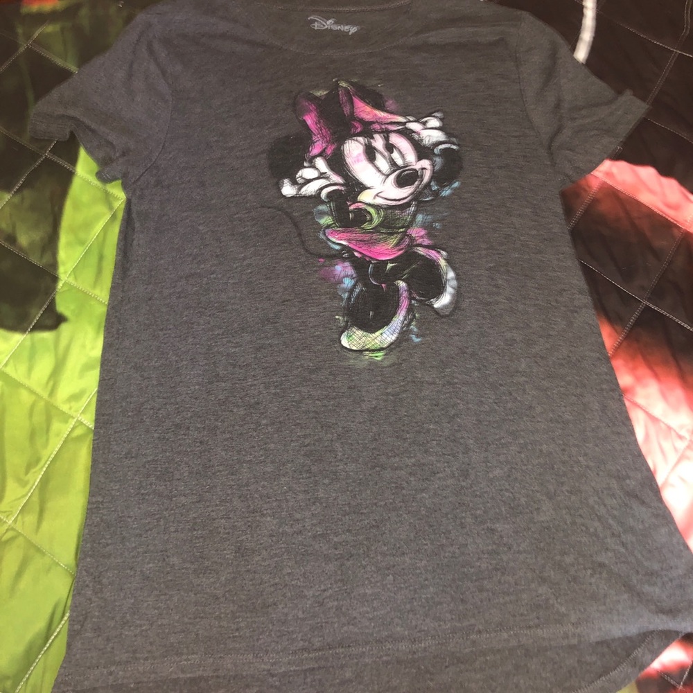 Juniors medium Minnie Mouse shirt